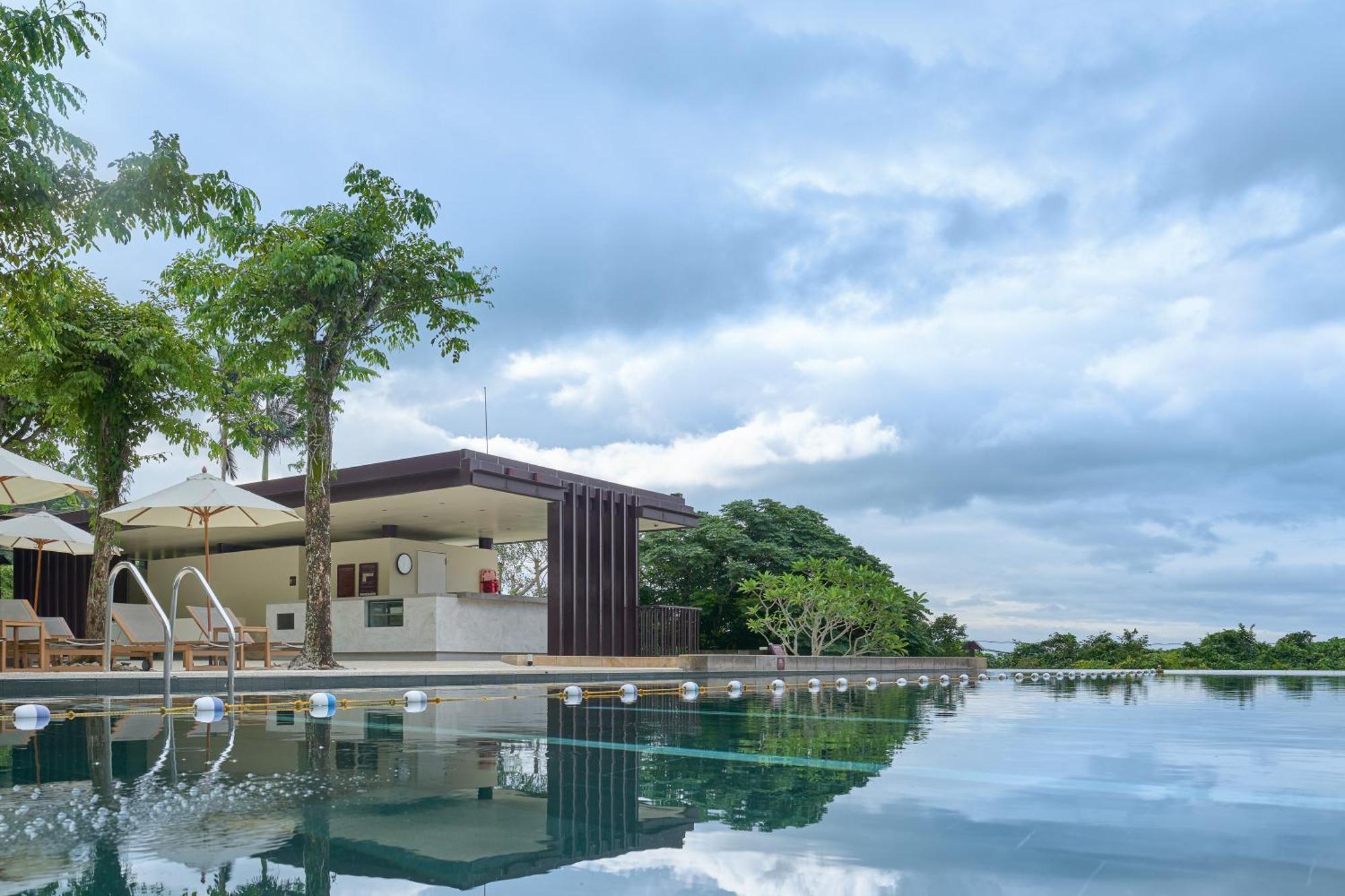 Hotel Royal Chiao Hsi Jiaoxi Buitenkant foto The pool at the resort